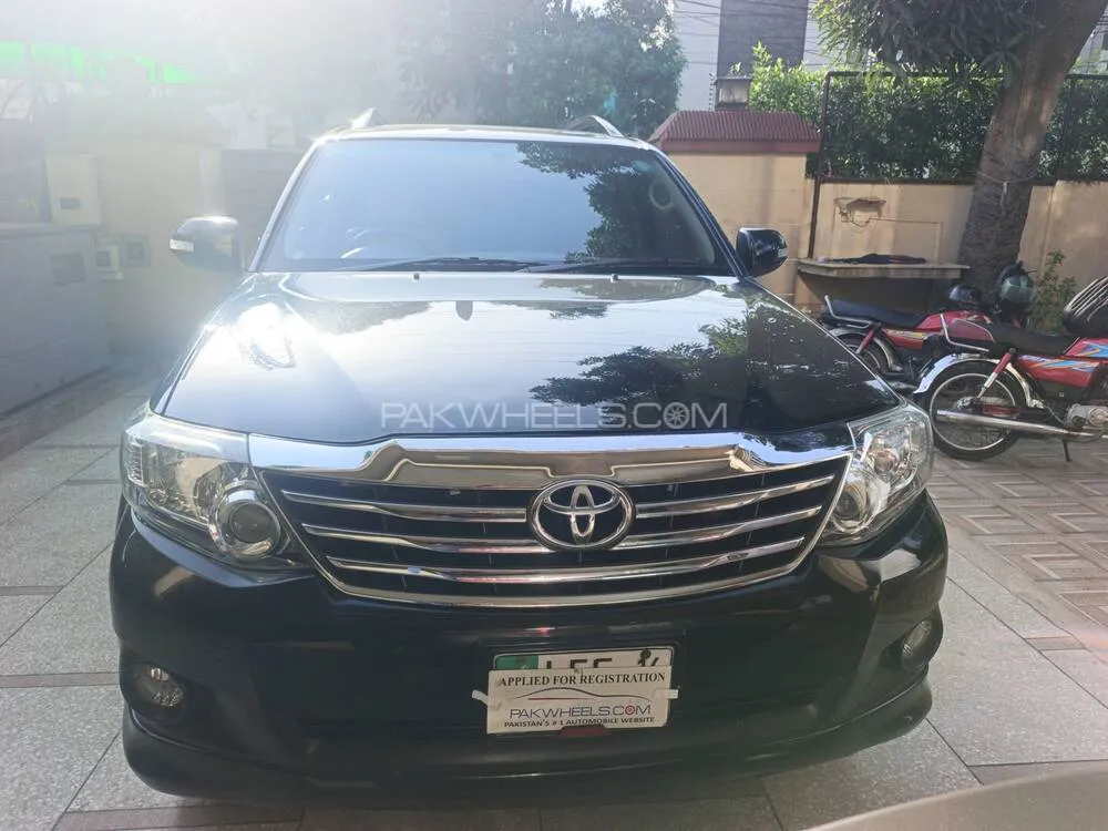 ٹویوٹا فورچیونر 2014 for Sale in لاہور Image-1
