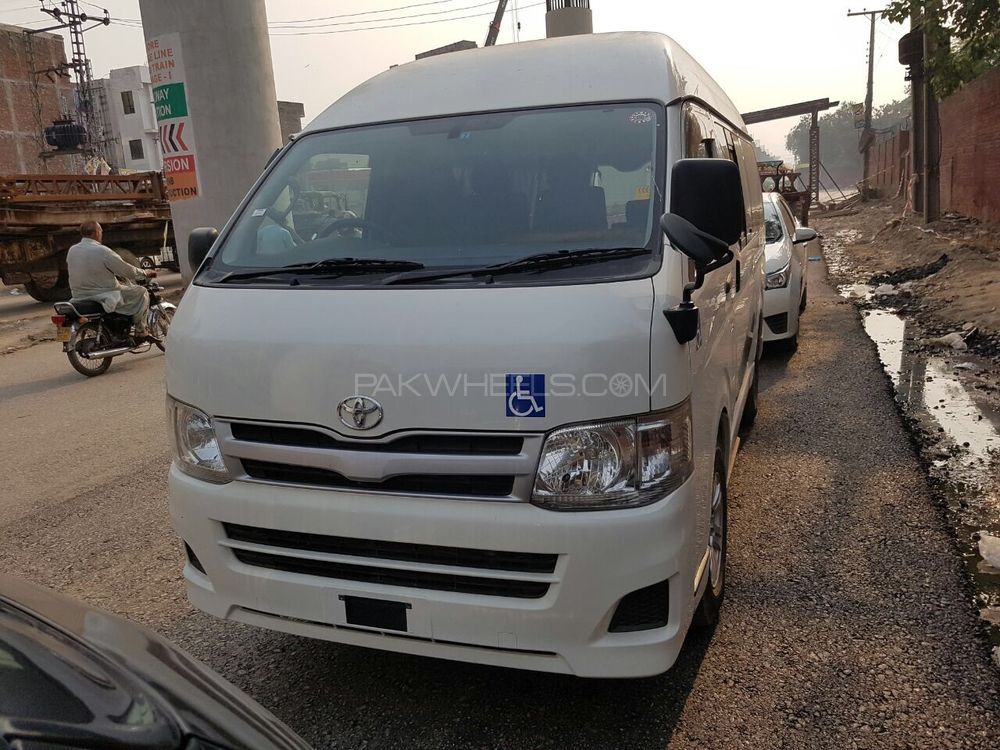 Toyota Hiace High-Roof 3.0 2012 for sale in Lahore | PakWheels