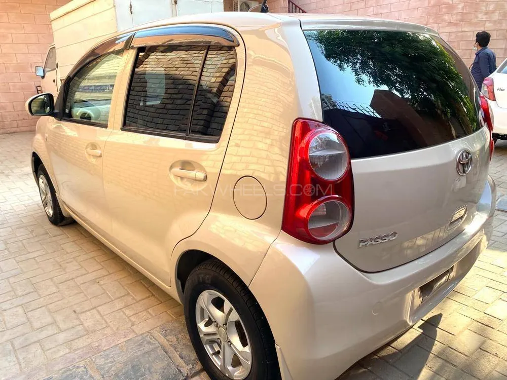 Toyota Passo 2011 for Sale in Karachi Image-1