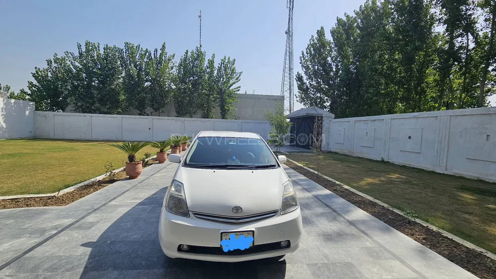 Toyota Prius 2007 for Sale in Mardan Image-1