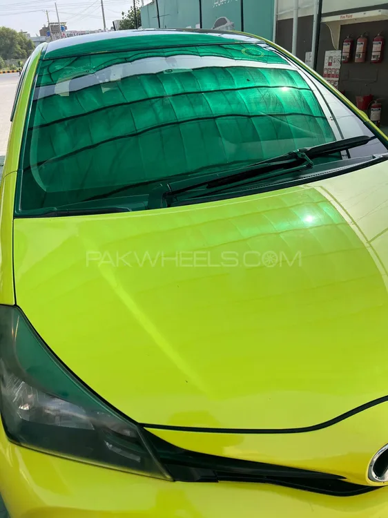 Toyota Vitz 2014 for Sale in Multan Image-1