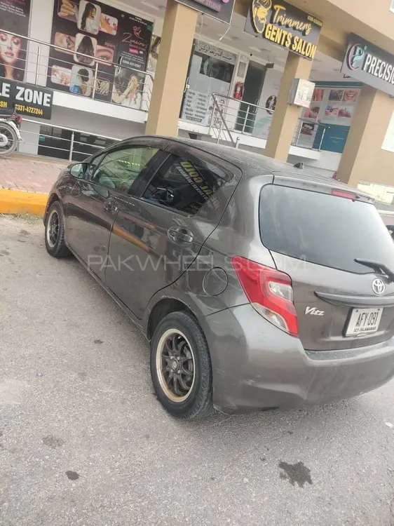 Toyota Vitz 2014 for Sale in Islamabad Image-1