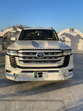 Toyota Land Cruiser Cygnus 2001