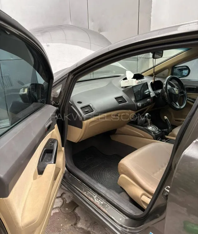 Honda Civic 2006 for Sale in Peshawar Image-1