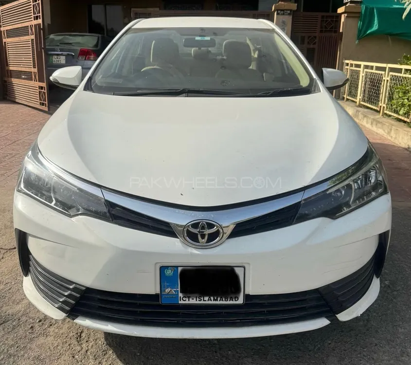 Toyota Corolla 2018 for Sale in Islamabad Image-1