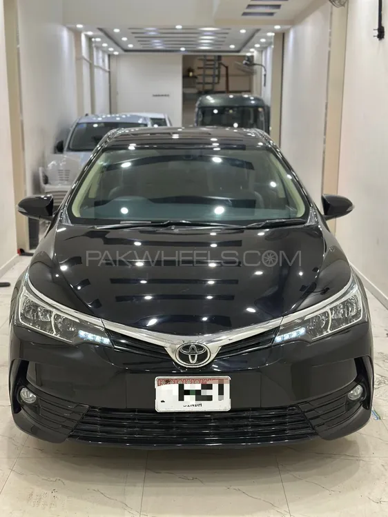 Toyota Corolla 2019 for Sale in Karachi Image-1