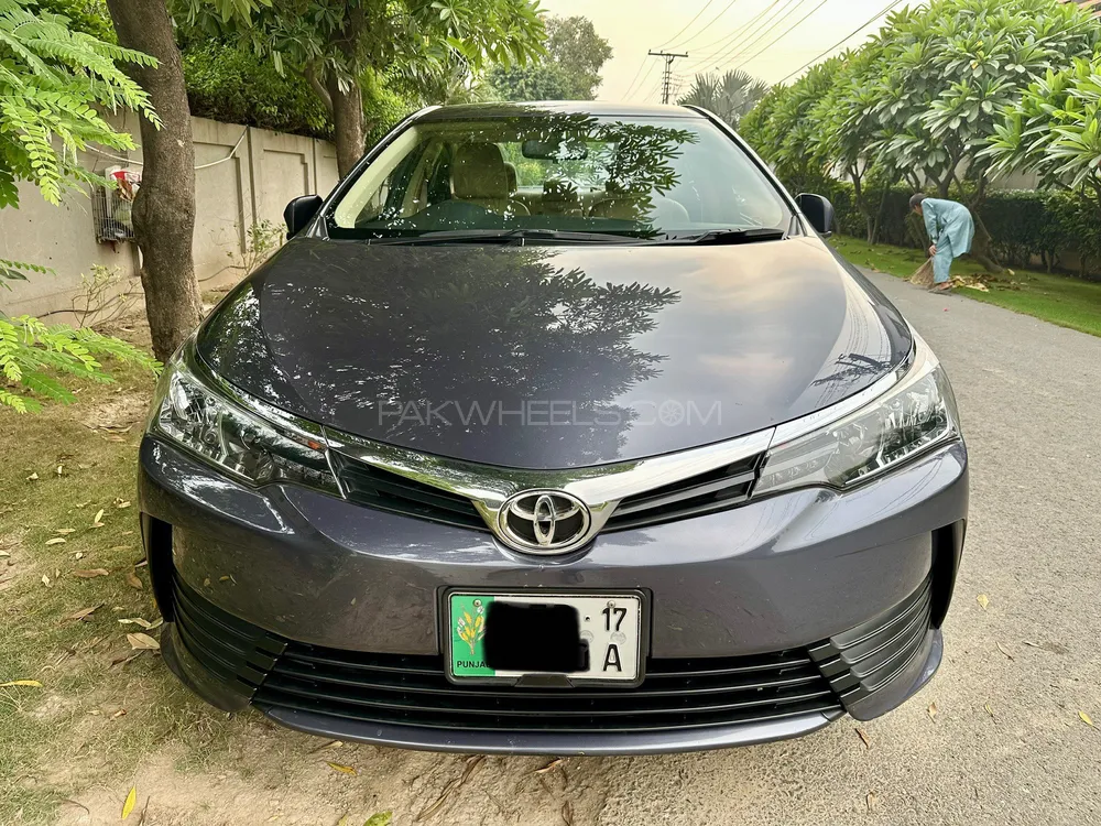 Toyota Corolla 2017 for Sale in Lahore Image-1