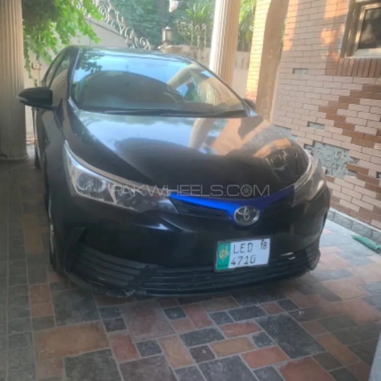 Toyota Corolla 2017 for Sale in Lahore Image-1