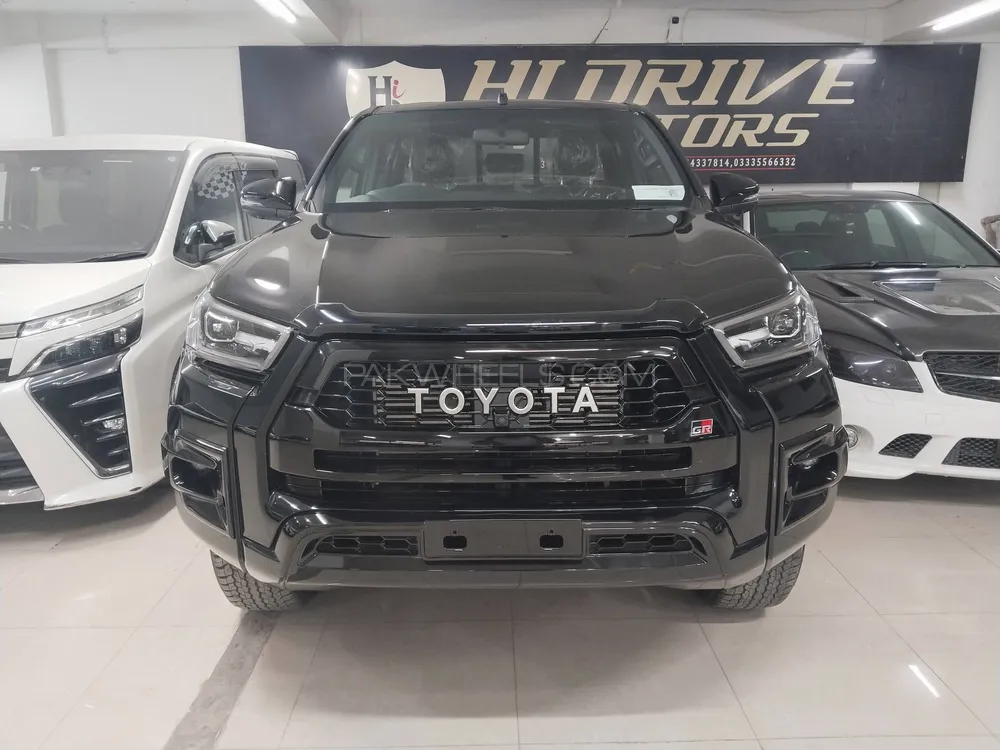 Toyota Hilux 2025 for Sale in Islamabad Image-1