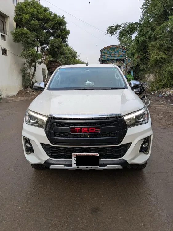 Toyota Hilux 2019 for Sale in Karachi Image-1