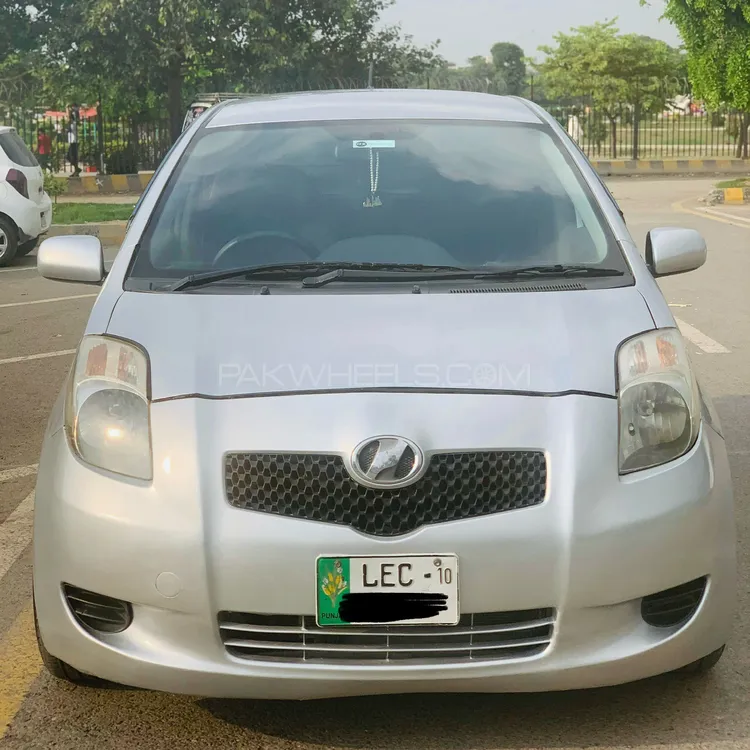 Toyota Vitz 2007 for Sale in Lahore Image-1