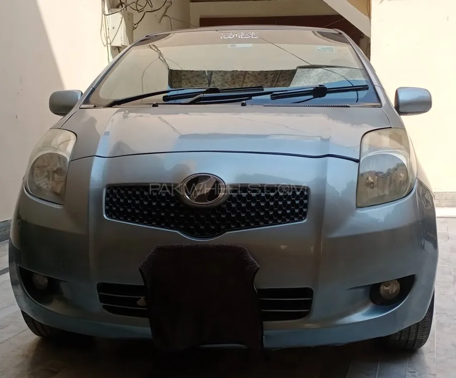 Toyota Vitz 2006 for Sale in Peshawar Image-1