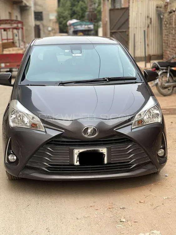 Toyota Vitz 2022 for Sale in Faisalabad Image-1