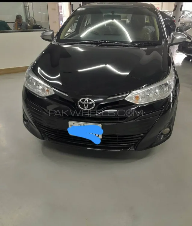 Toyota Yaris Sedan 2021 for Sale in Lahore Image-1
