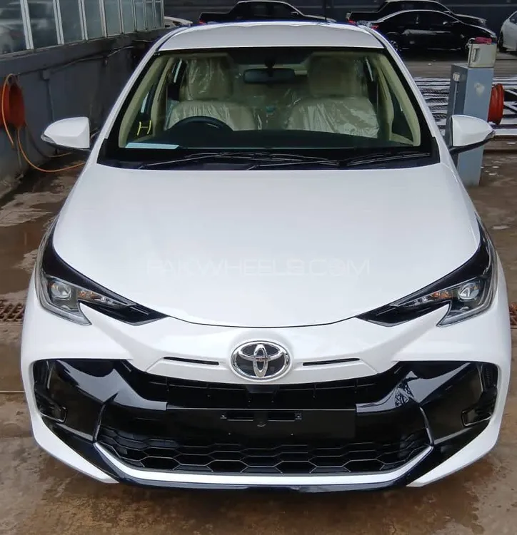 Toyota Yaris Sedan 2025 for Sale in Karachi Image-1