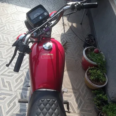ہیرو RF 70 2014