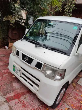 Nissan Clipper 2012