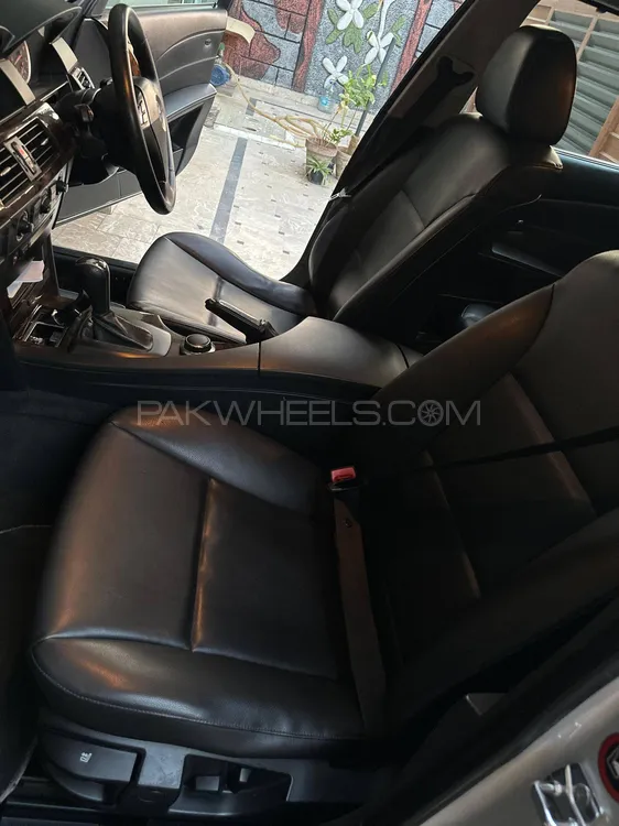 بی ایم ڈبلیو 5 سیریز 2007 for Sale in اسلام آباد بی ایم ڈبلیو 5 سیریز 2007 for Sale in اسلام آباد Image-10