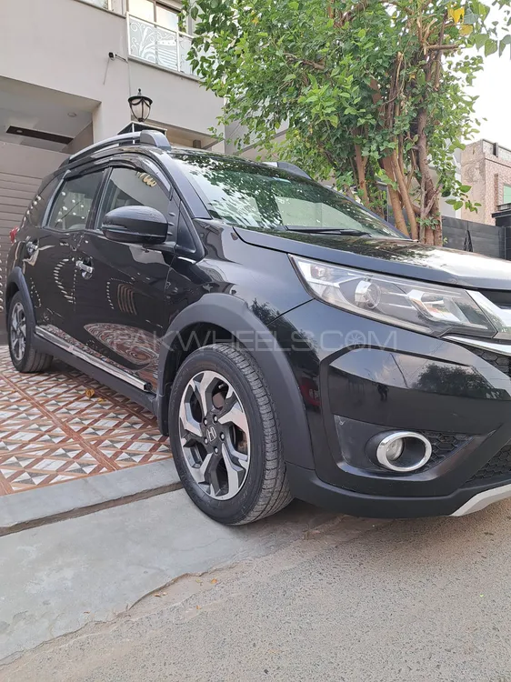 Honda BR-V 2018 for Sale in Lahore Image-1