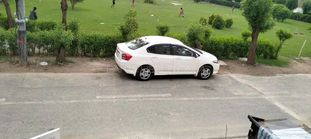Honda City 2014 for Sale in Lahore Image-1