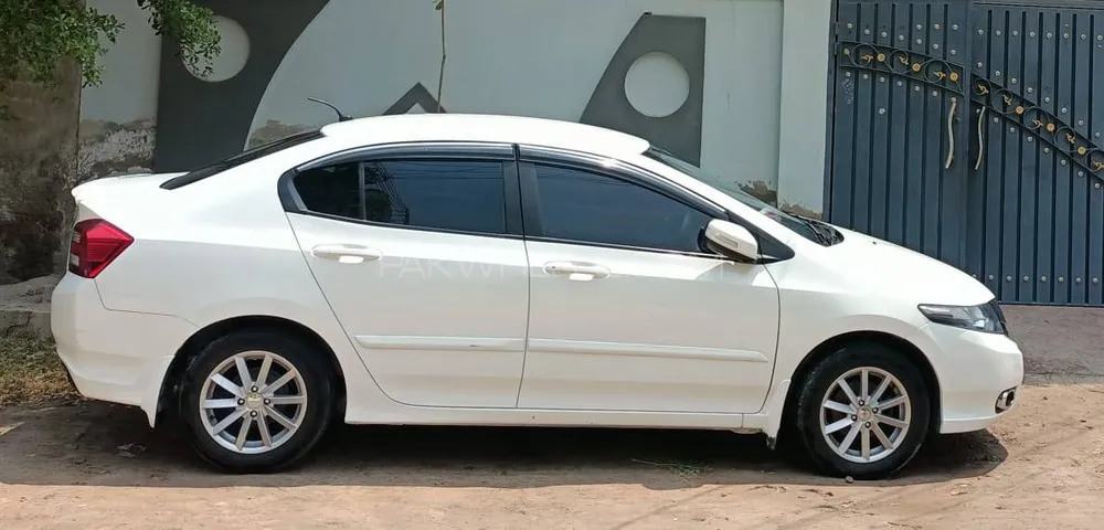 ہونڈا سٹی 2017 for Sale in خانیوال ہونڈا سٹی 2017 for Sale in خانیوال Image-4