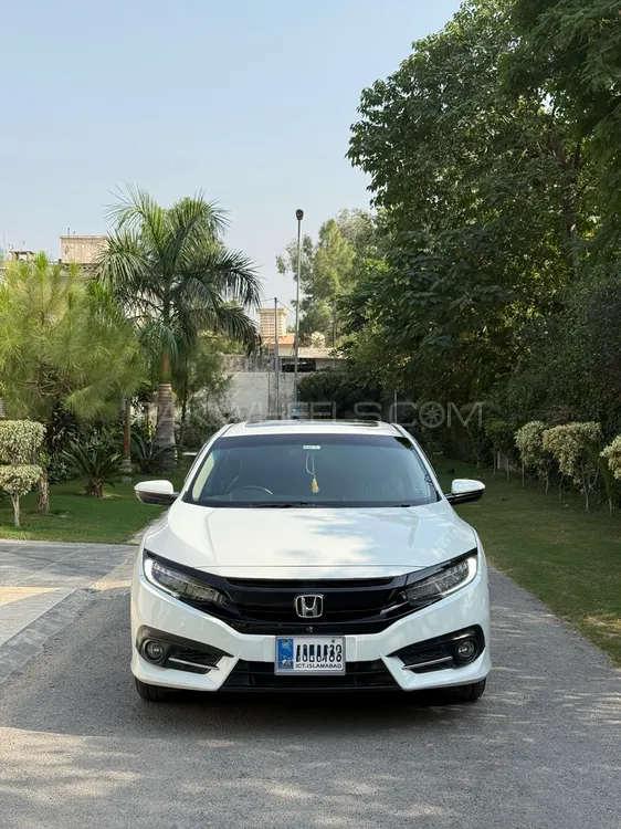 Honda Civic 2017 for Sale in Peshawar Image-1