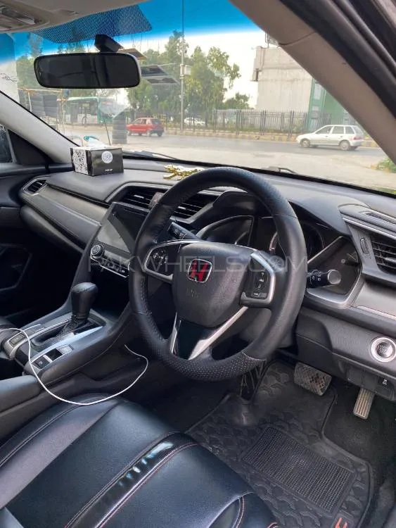 Honda Civic 2020 for Sale in Peshawar Image-1