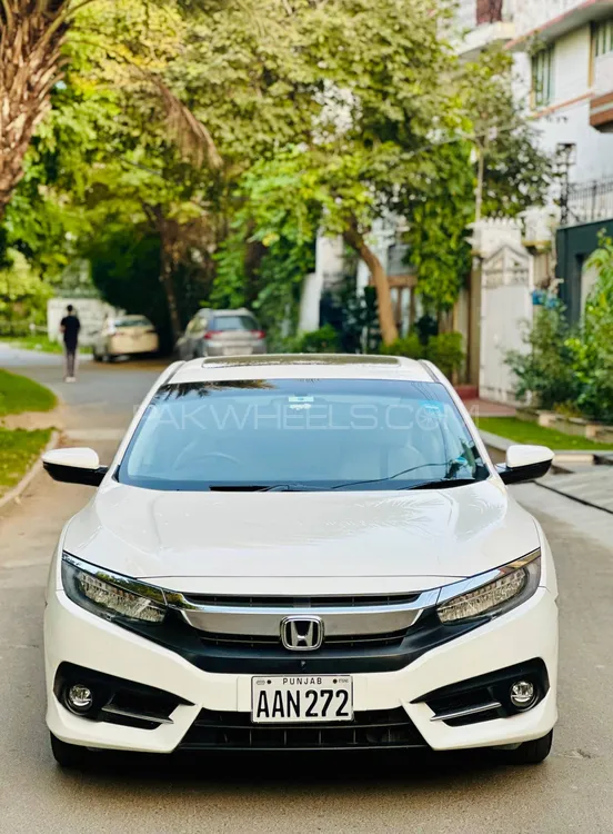 Honda Civic 2020 for Sale in Lahore Image-1