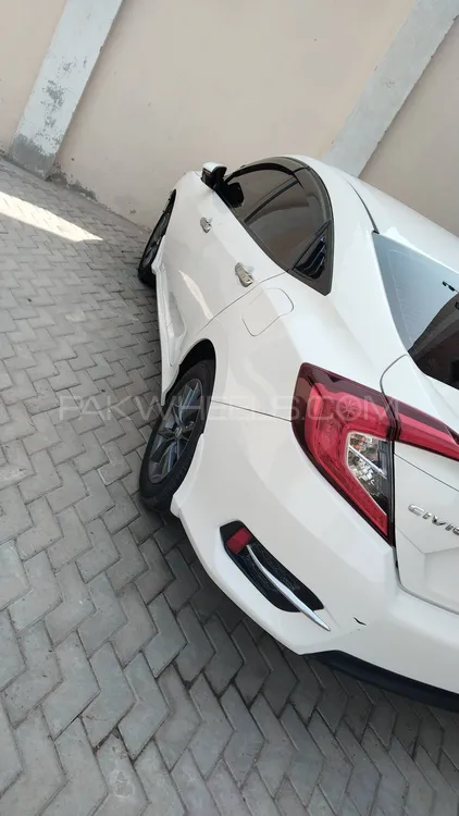 Honda Civic 2021 for Sale in Sahiwal Image-1
