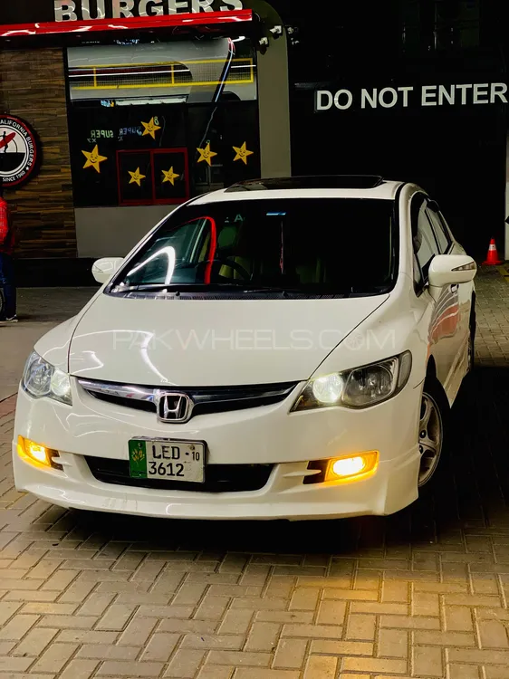 Honda Civic 2010 for Sale in Lahore Image-1