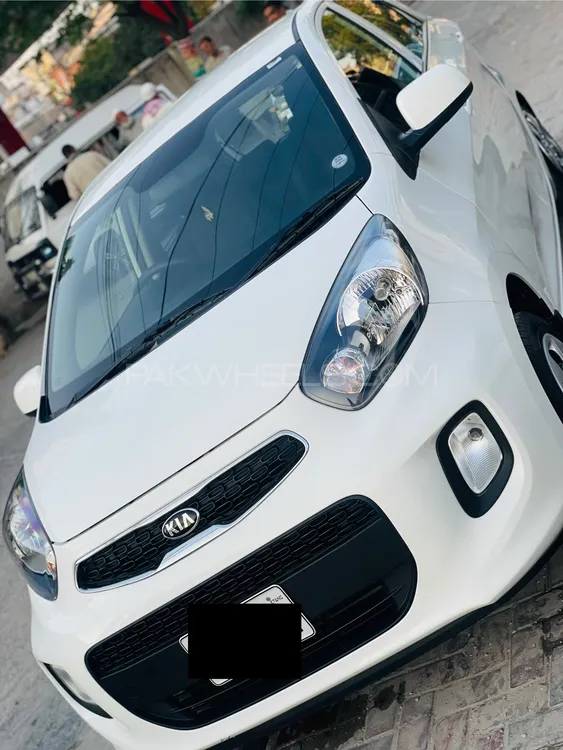 KIA Picanto 2023 for Sale in Lahore Image-1