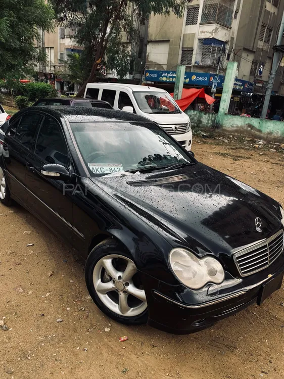 Mercedes Benz C Class 2006 for Sale in Karachi Image-1