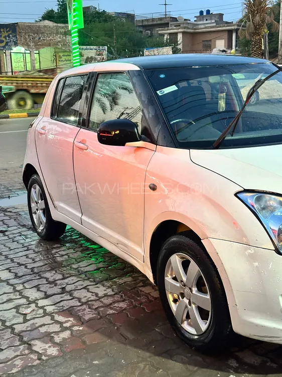 Suzuki Swift 2013 for Sale in Gujranwala Image-1