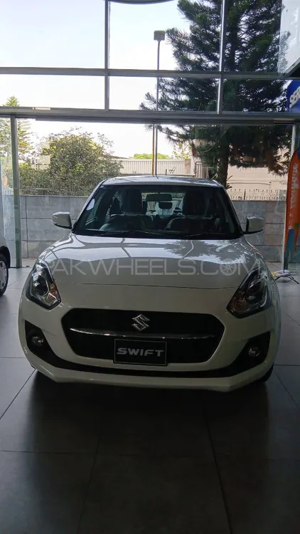 Suzuki Swift 2025 for Sale in Islamabad Image-1