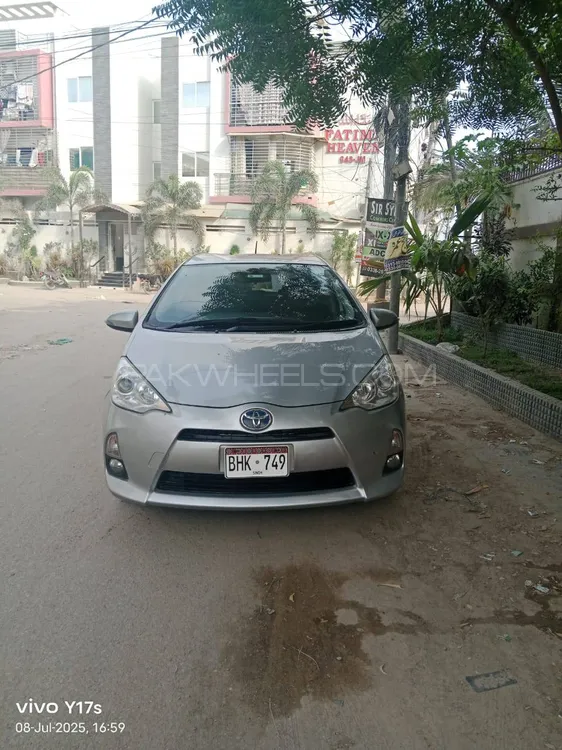 Toyota Aqua 2013 for Sale in Karachi Image-1