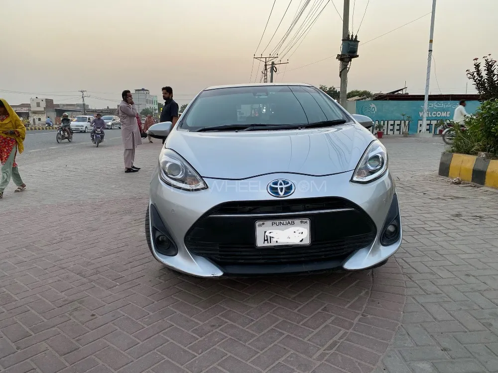 Toyota Aqua 2019 for Sale in Multan Image-1
