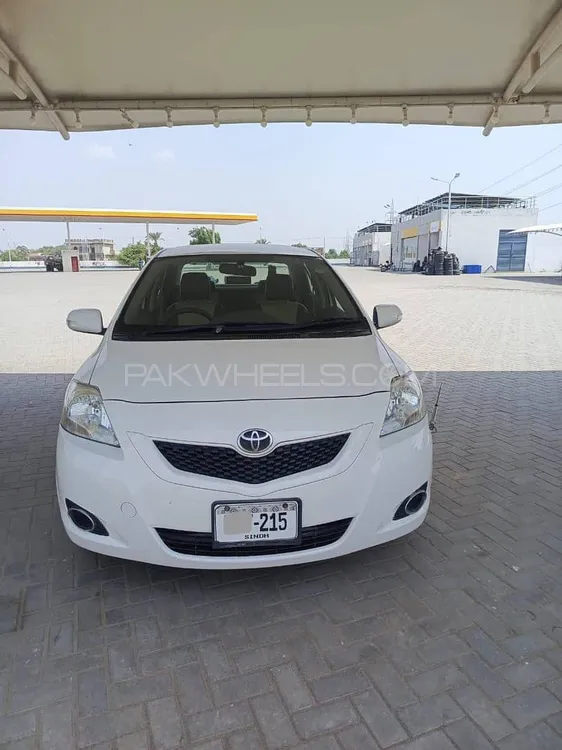 Toyota Belta 2010 for Sale in Lahore Image-1