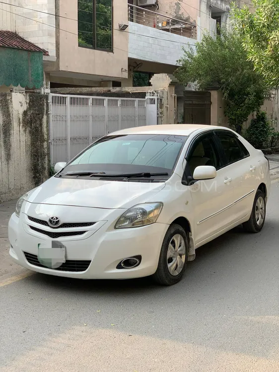 Toyota Belta 2006 for Sale in Lahore Image-1