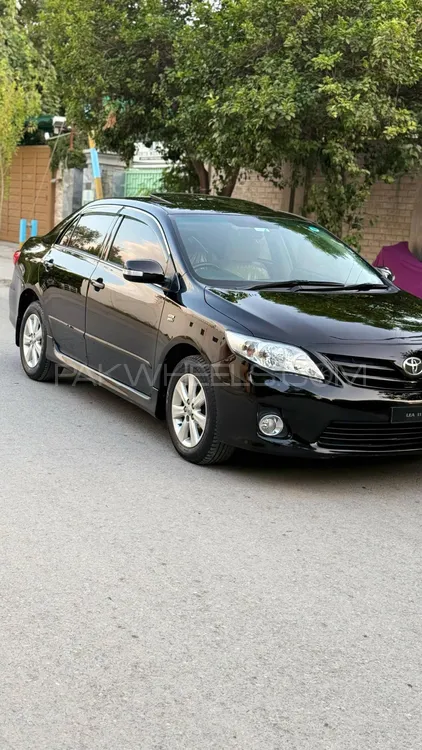 Toyota Corolla 2013 for Sale in Peshawar Image-1