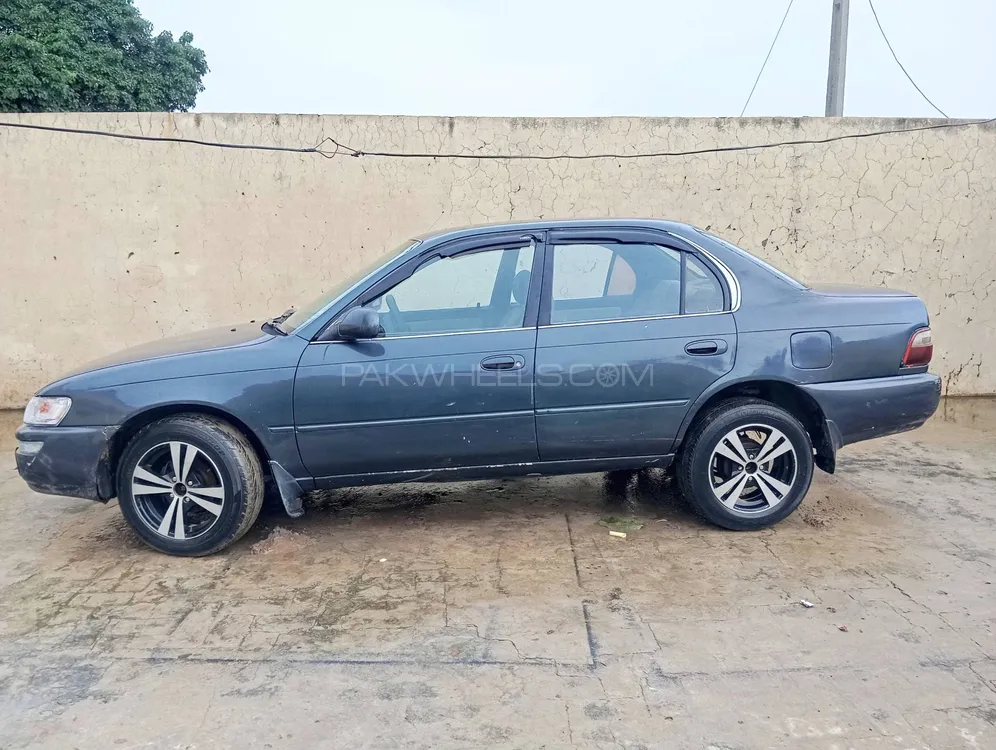Toyota Corolla 1997 for Sale in Lahore Image-1