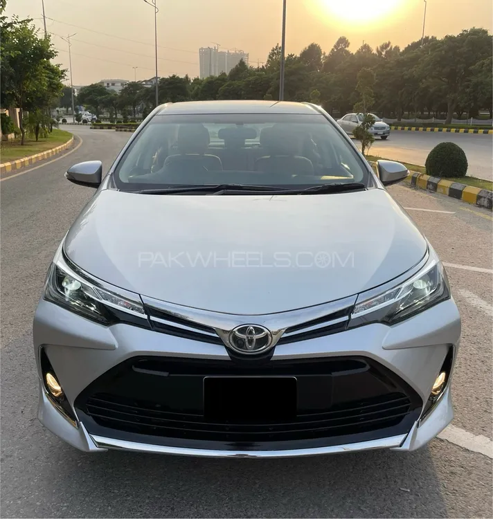 Toyota Corolla 2019 for Sale in Islamabad Image-1