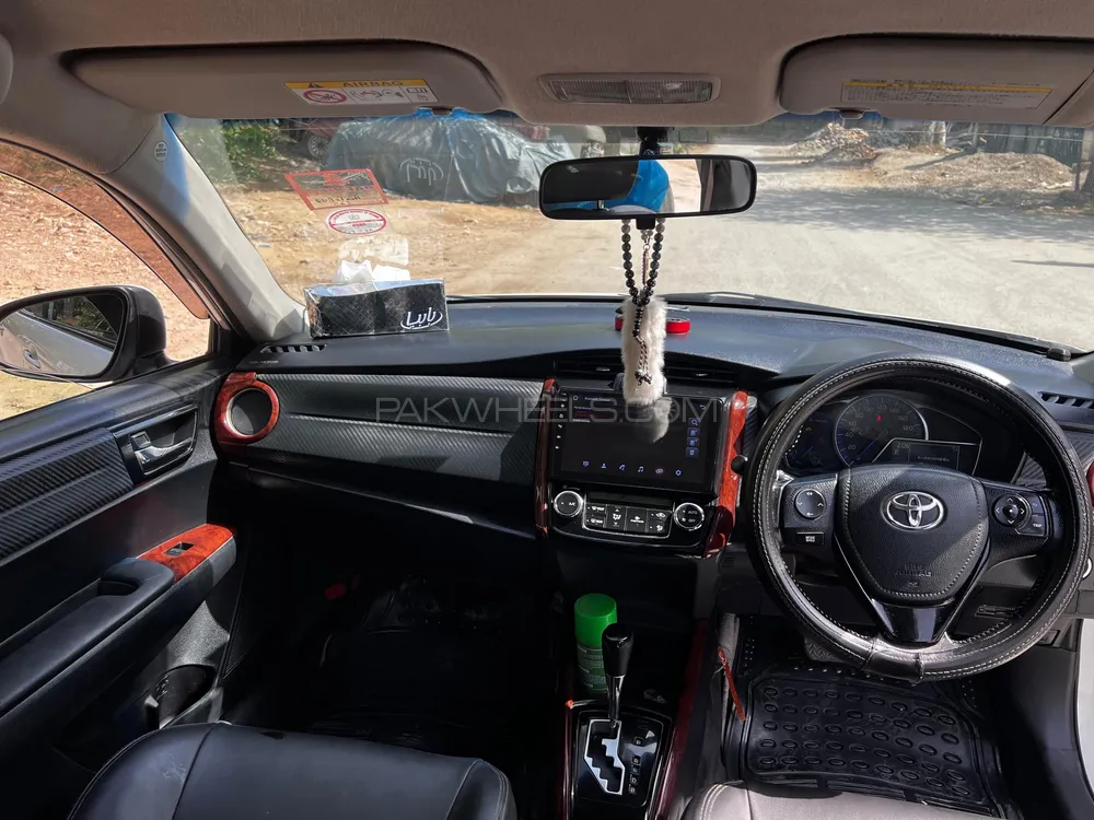Toyota Corolla Fielder 2014 for Sale in Islamabad Image-1