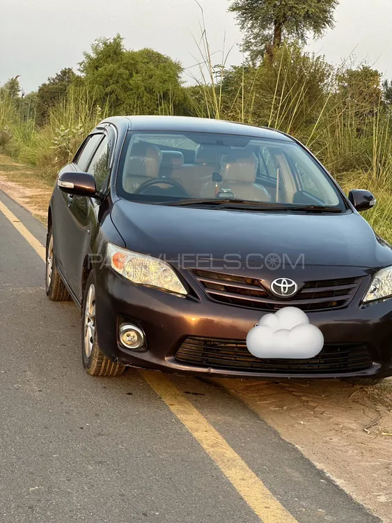 Toyota Corolla 2014 for Sale in Shahpur Saddar Toyota Corolla 2014 for Sale in Shahpur Saddar Image-7
