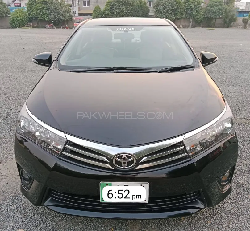 Toyota Corolla 2016 for Sale in Faisalabad Image-1
