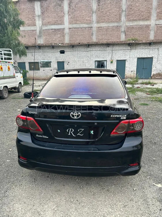 Toyota Corolla 2013 for Sale in Peshawar Image-1