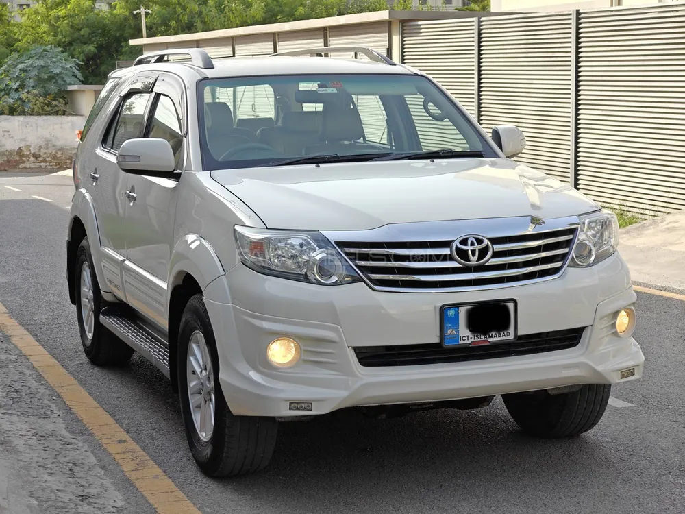 Toyota Fortuner 2014 for Sale in Islamabad Image-1