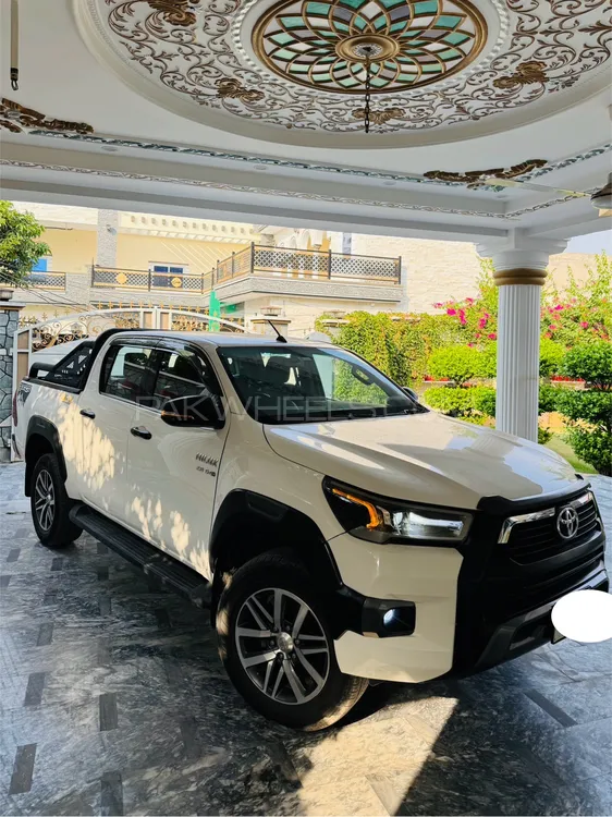 Toyota Hilux 2020 for Sale in Jhelum Image-1