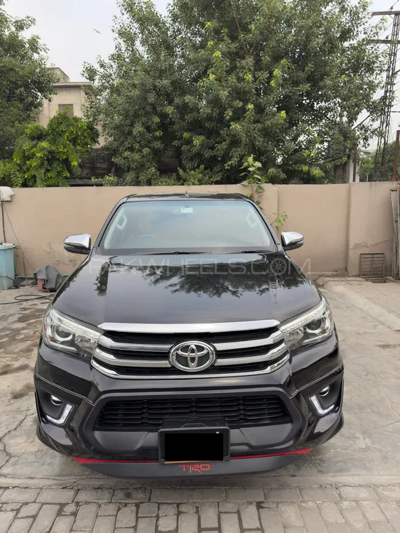 Toyota Hilux 2020 for Sale in Lahore Image-1