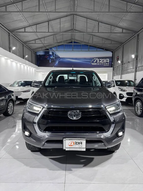 Toyota Hilux 2021 for Sale in Islamabad Image-1