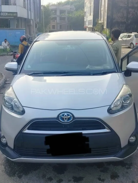 Toyota Sienta 2015 for Sale in Rawalpindi Image-1